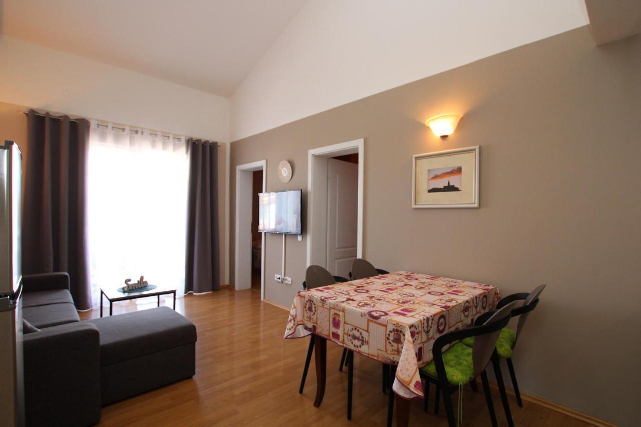 Apartments Markus Poreč Dış mekan fotoğraf